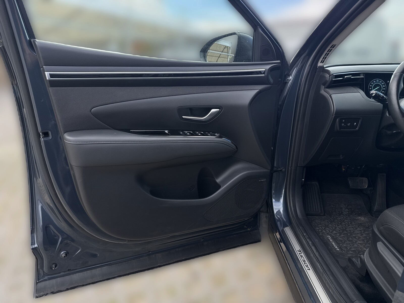Hyundai Tucson - zdjęcie 10