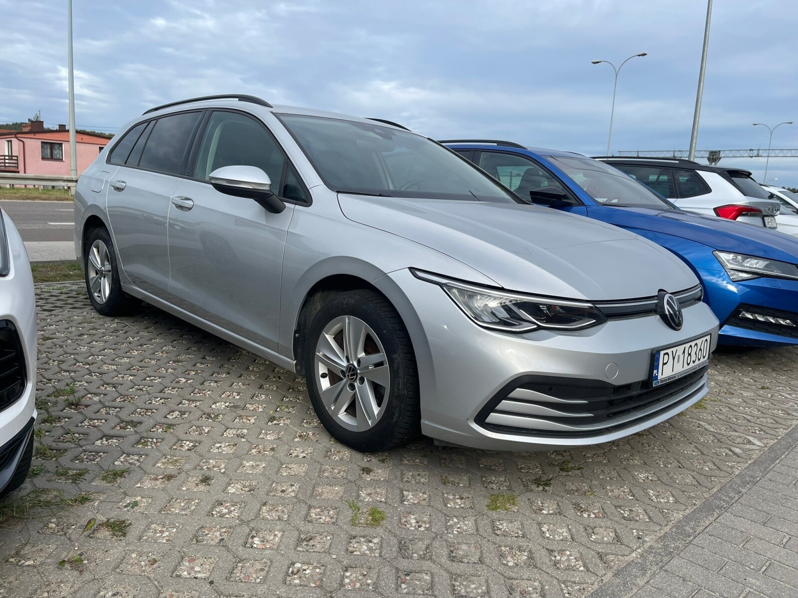 Volkswagen Golf Variant - zdjęcie 2
