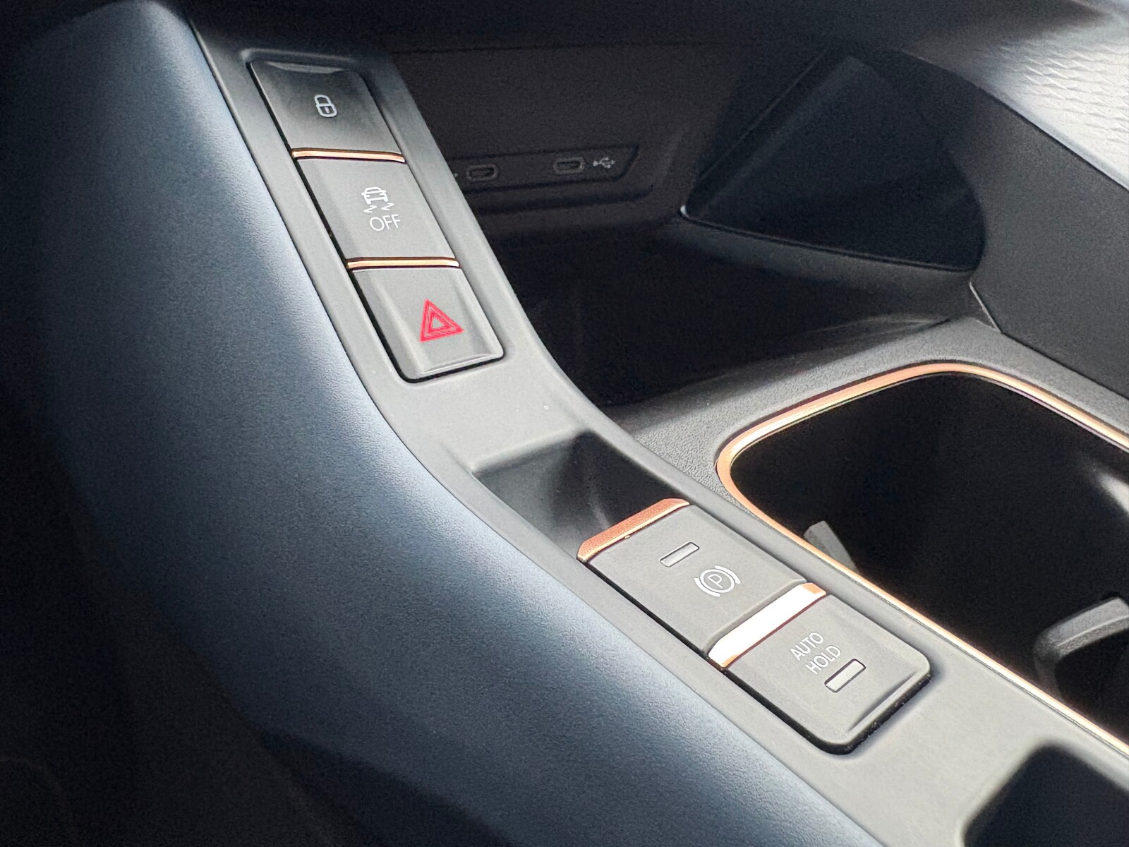 Cupra Terramar - zdjęcie 25