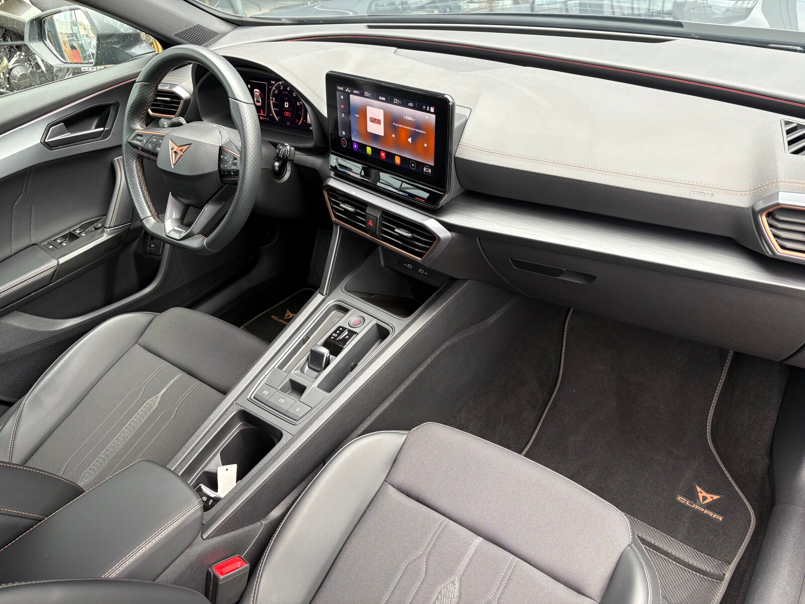 Cupra Formentor - zdjęcie 15