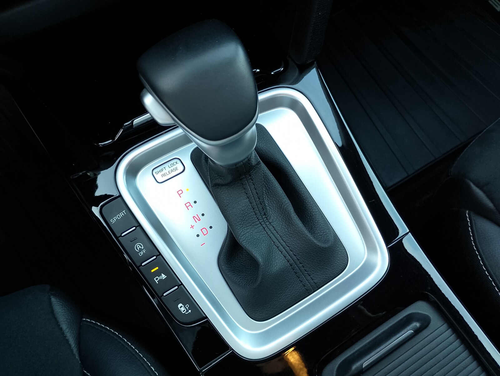 Kia XCeed - zdjęcie 15