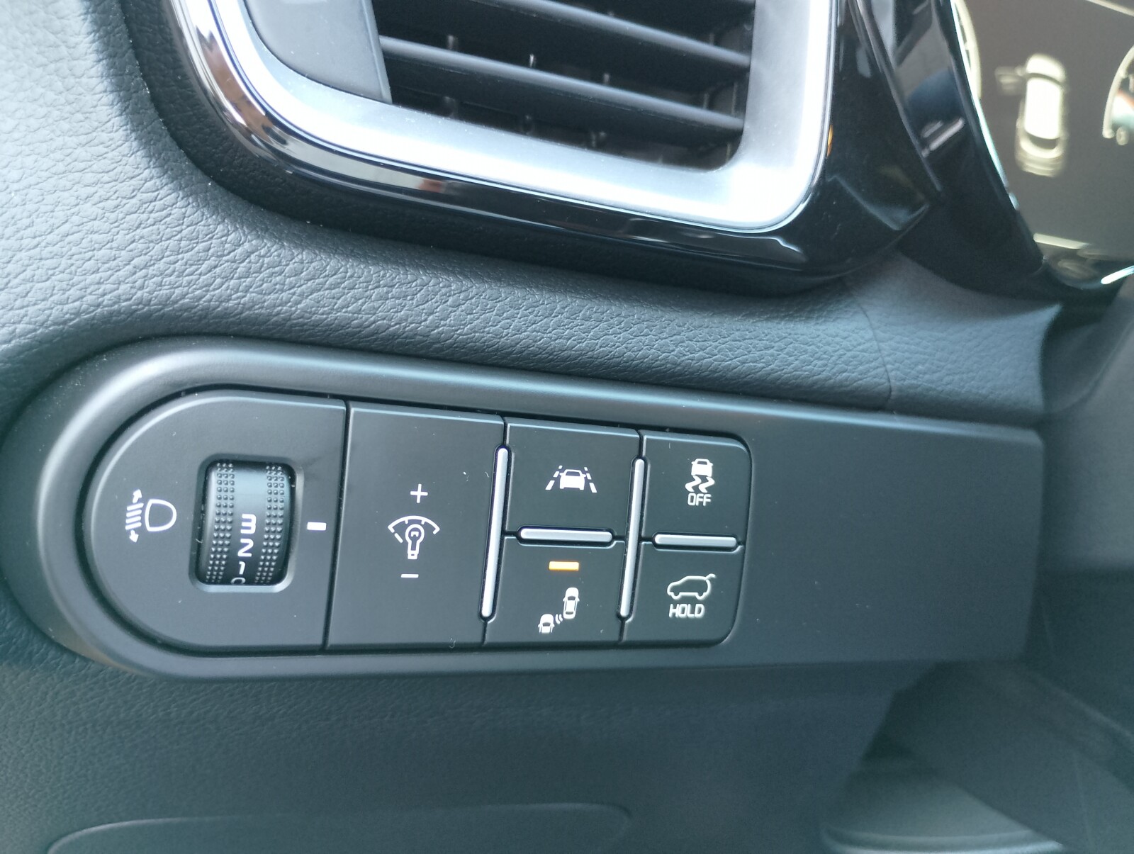 Kia XCeed - zdjęcie 22