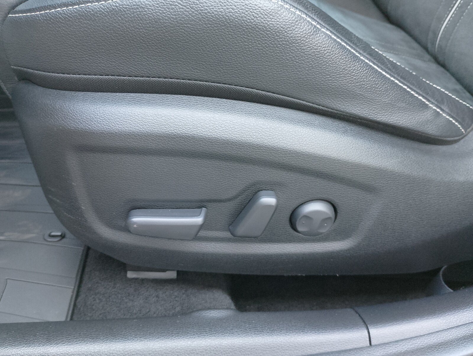 Kia XCeed - zdjęcie 19