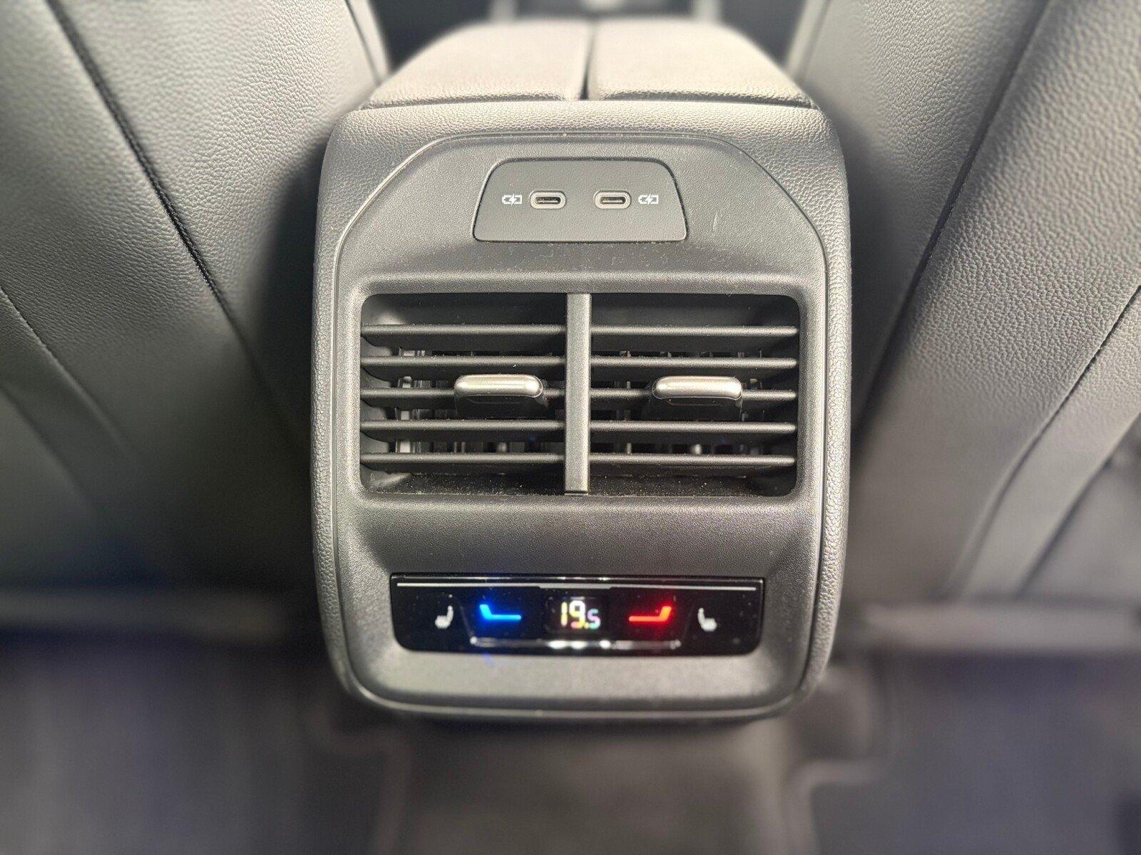 Škoda Superb - zdjęcie 15