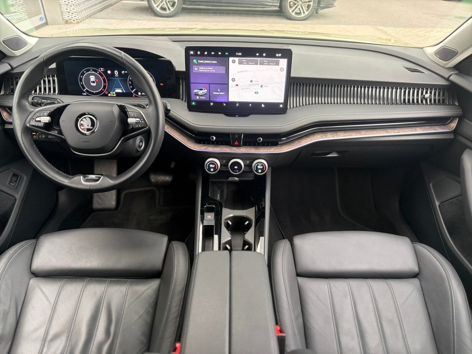 Škoda Superb - zdjęcie 16