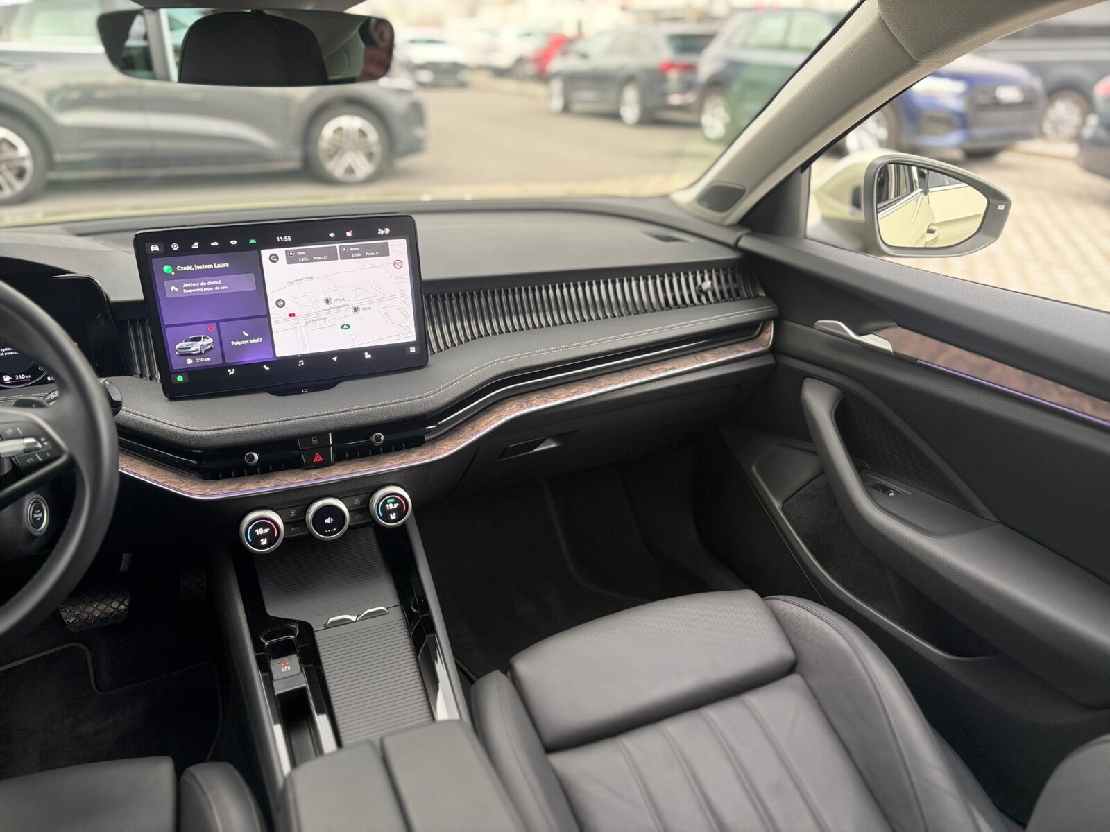 Škoda Superb - zdjęcie 17