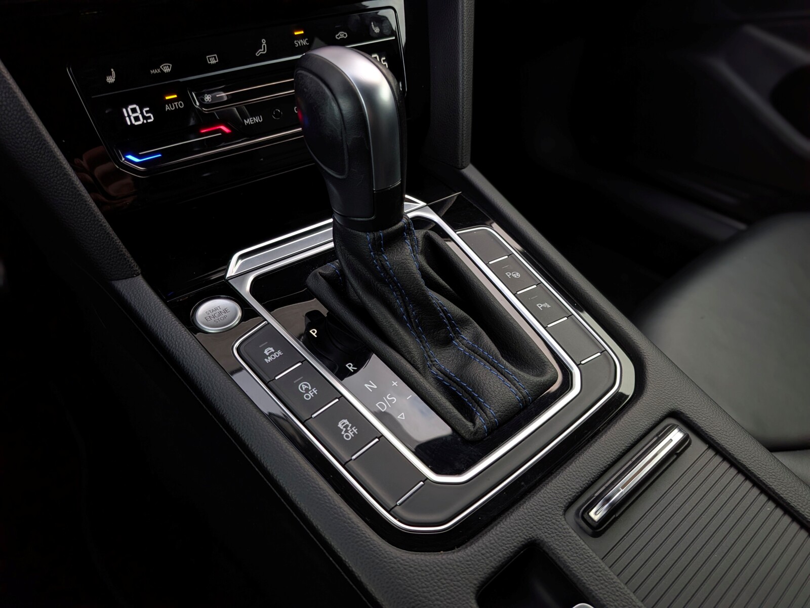 Volkswagen Arteon Shooting Brake - zdjęcie 32