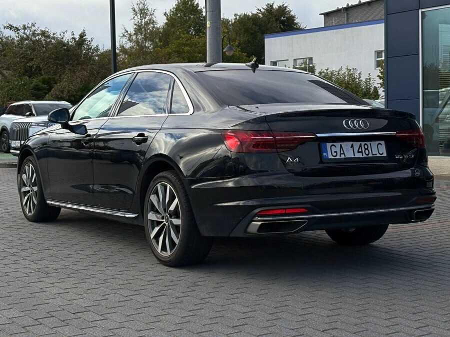 Audi A4 - zdjęcie 3