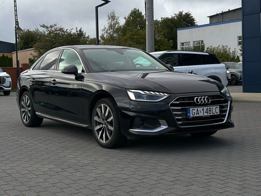 Audi A4 - zdjęcie 10