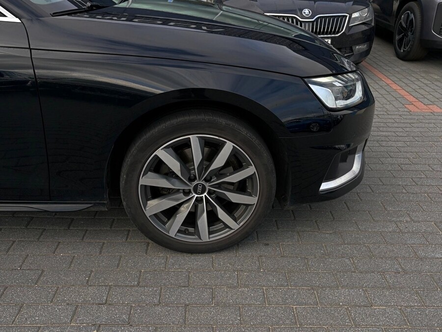 Audi A4 - zdjęcie 32