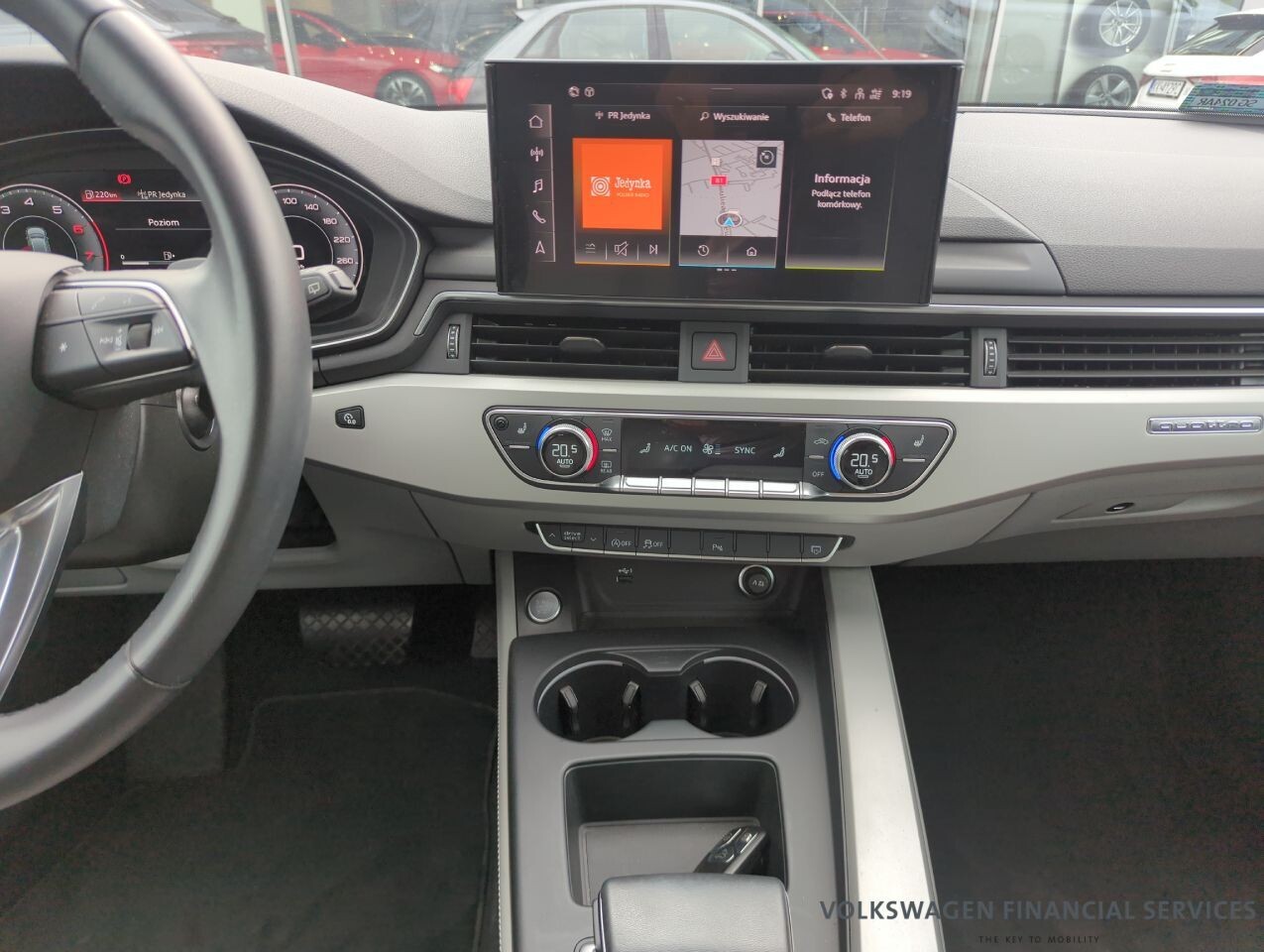 Audi A4 Avant - zdjęcie 11