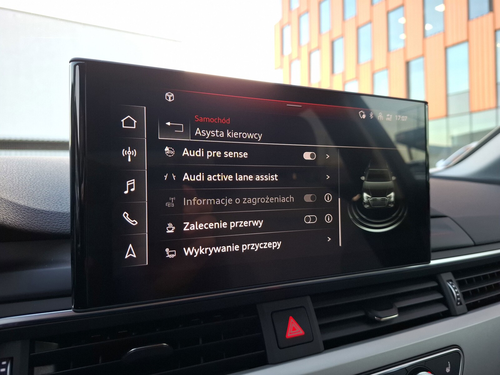 Audi A4 Avant - zdjęcie 35