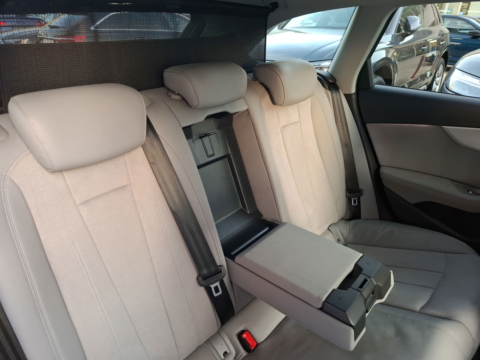 Audi A4 Avant - zdjęcie 21