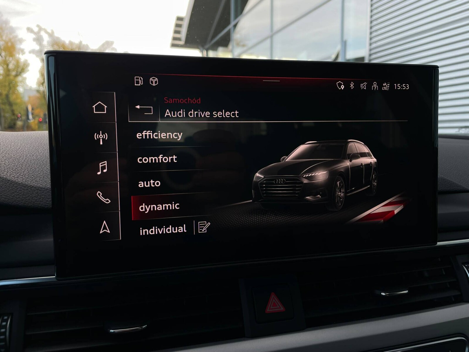 Audi A4 Avant - zdjęcie 27