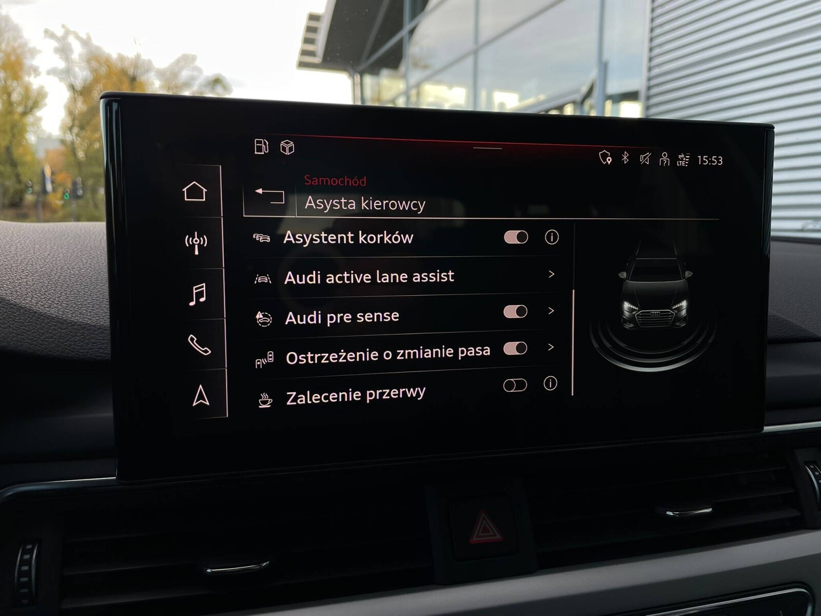 Audi A4 Avant - zdjęcie 31