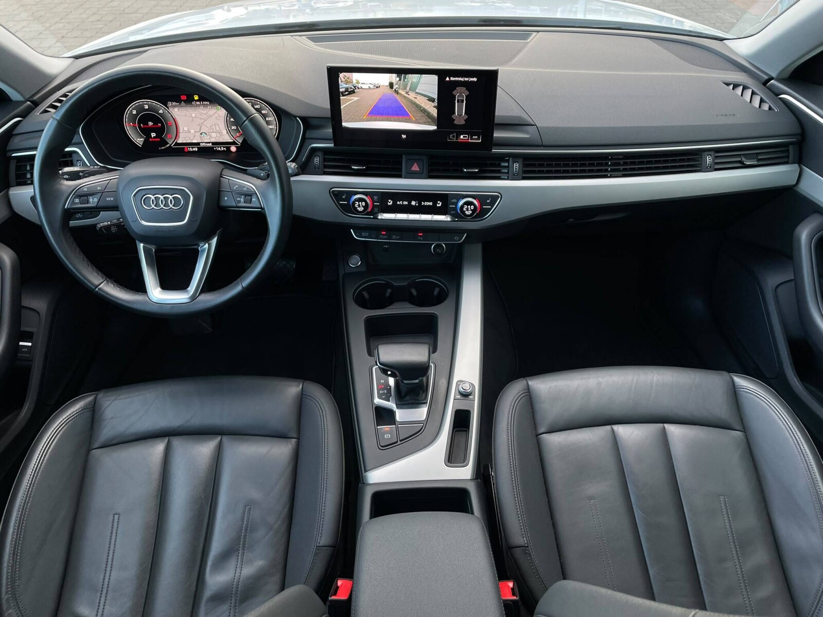 Audi A4 Avant - zdjęcie 15
