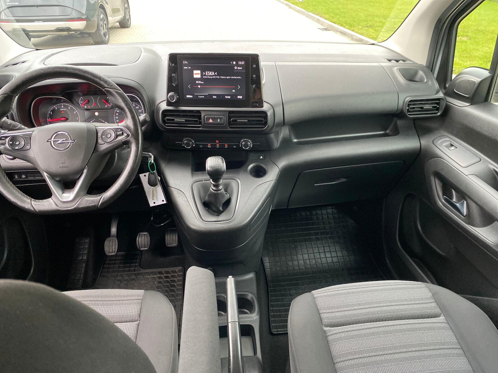 Opel Combo - zdjęcie 9
