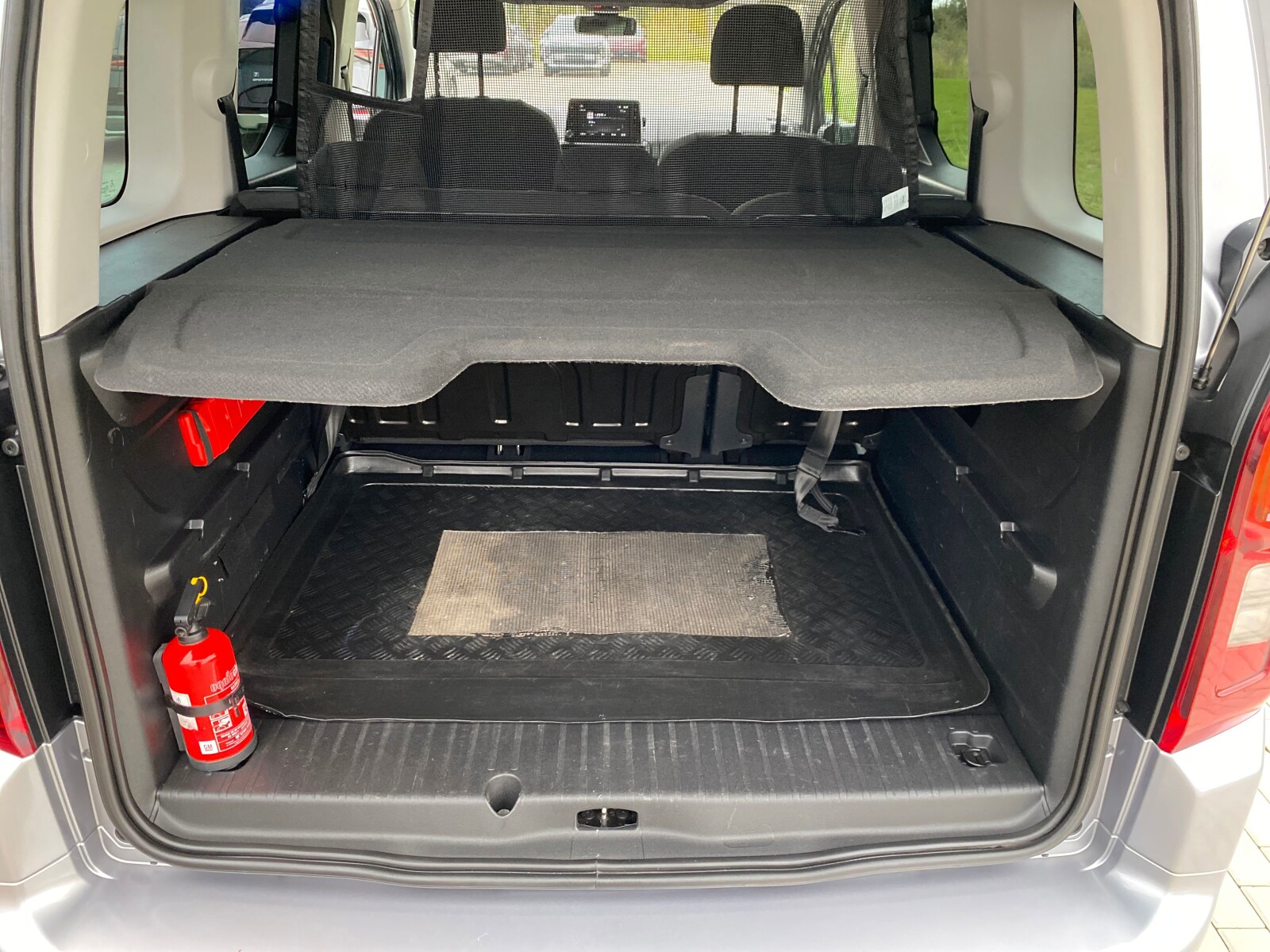 Opel Combo - zdjęcie 10