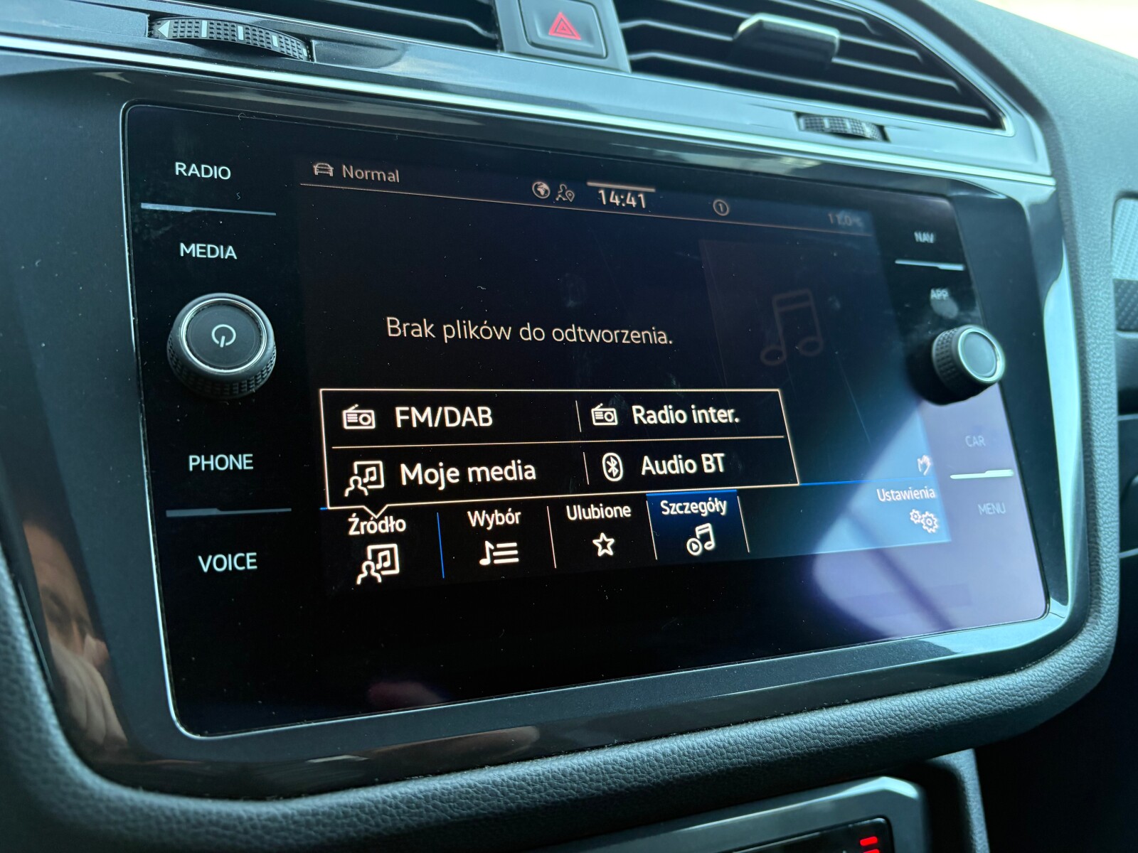 Volkswagen Tiguan Allspace - zdjęcie 30