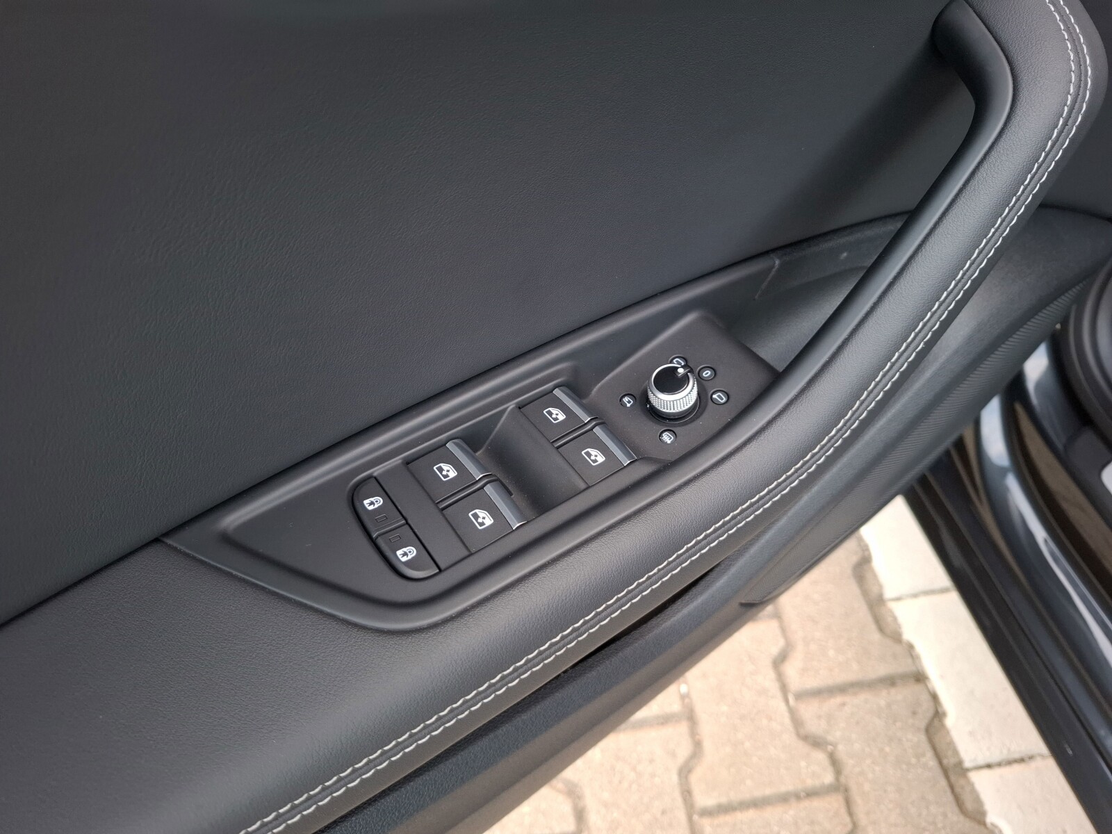 Audi A4 Avant - zdjęcie 25