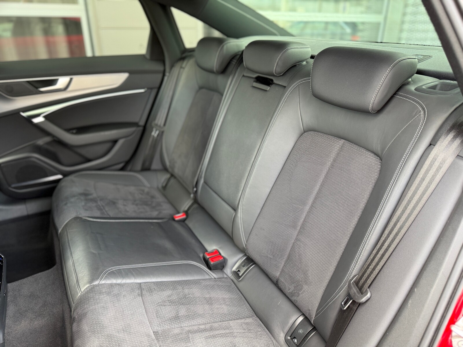 Audi A6 Limousine TFSI e - zdjęcie 11