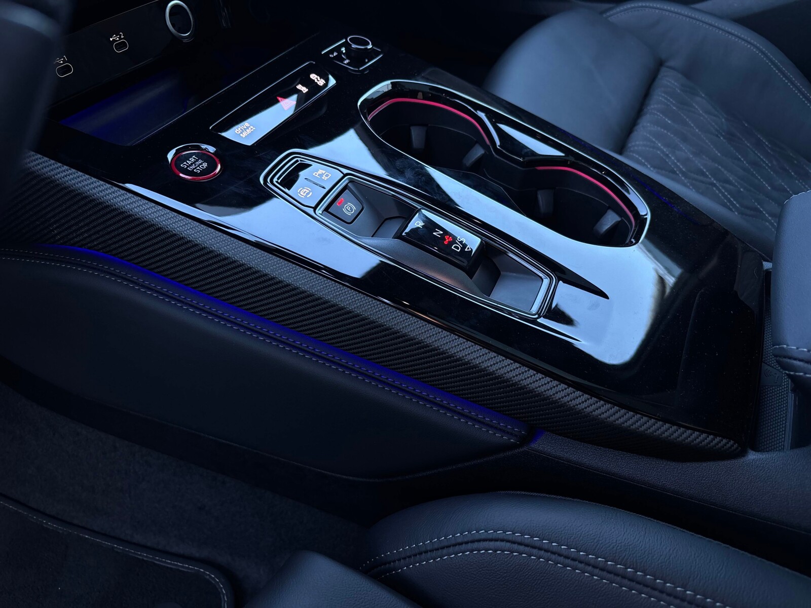 Audi S5 Avant - zdjęcie 18