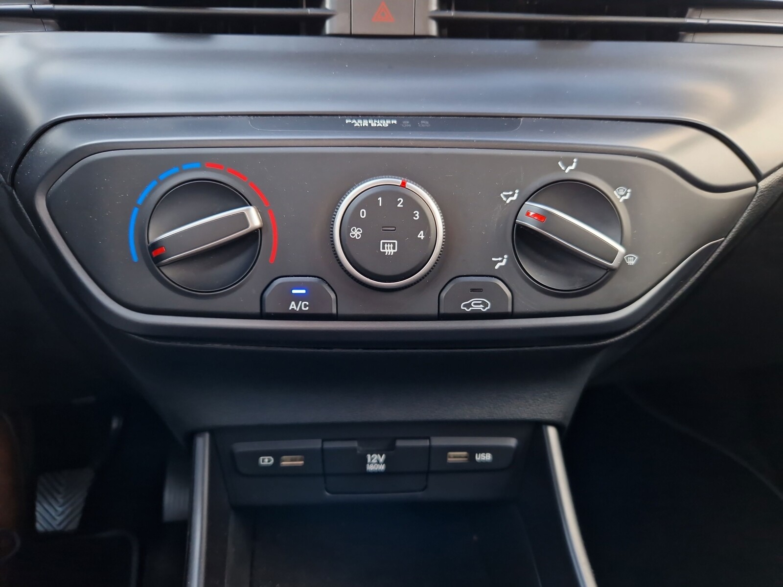 Hyundai Bayon - zdjęcie 14