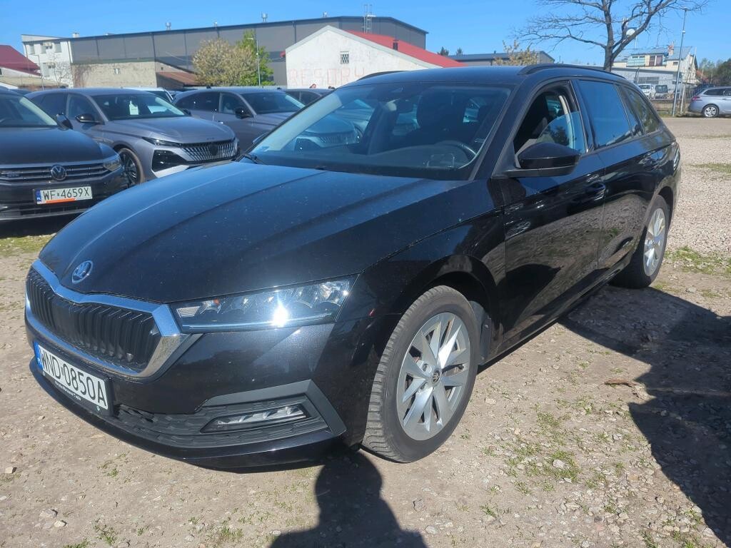 Škoda Octavia Combi - zdjęcie 1