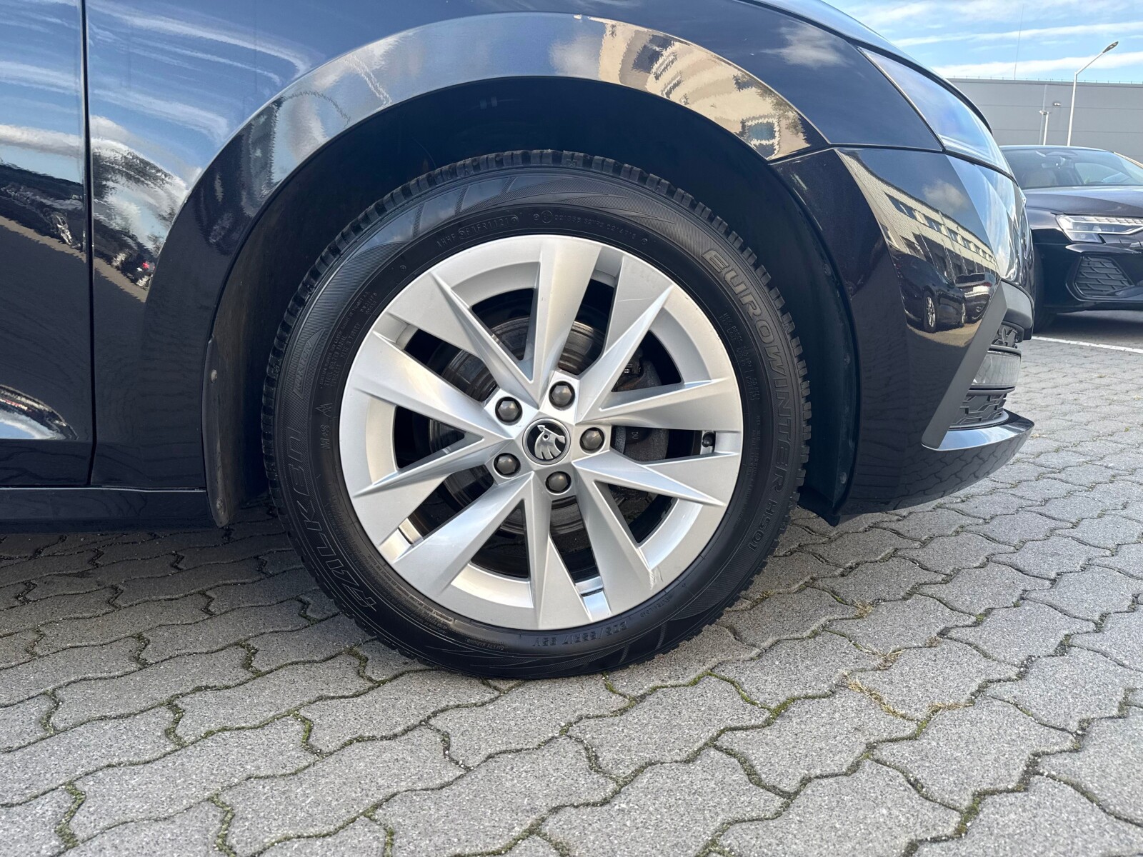 Škoda Octavia Combi - zdjęcie 31