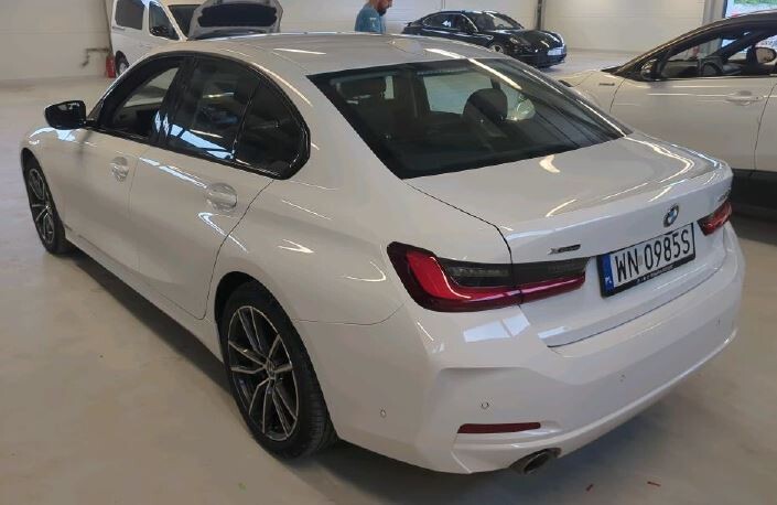 BMW 320 - zdjęcie 3