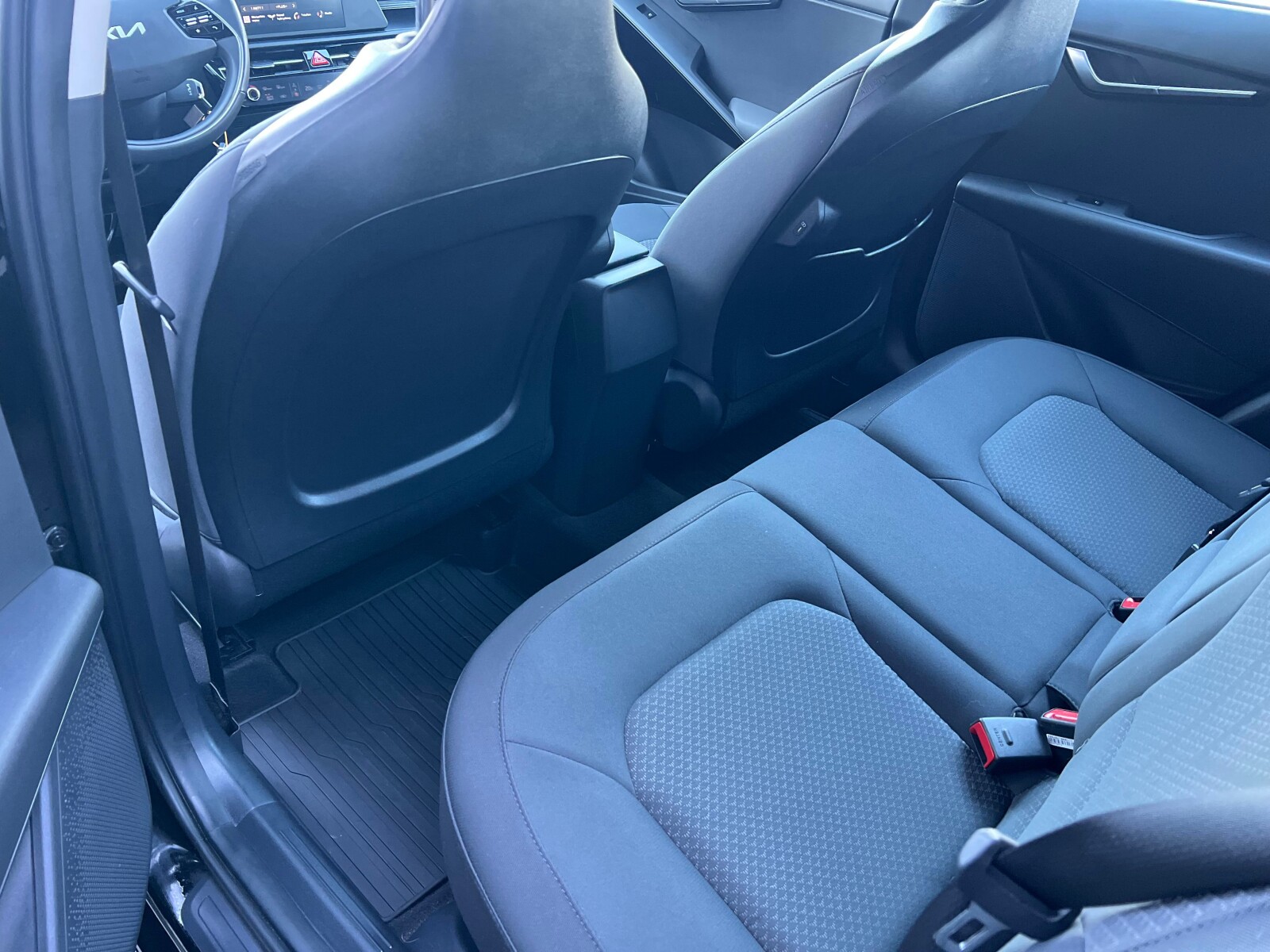 Kia Niro - zdjęcie 28