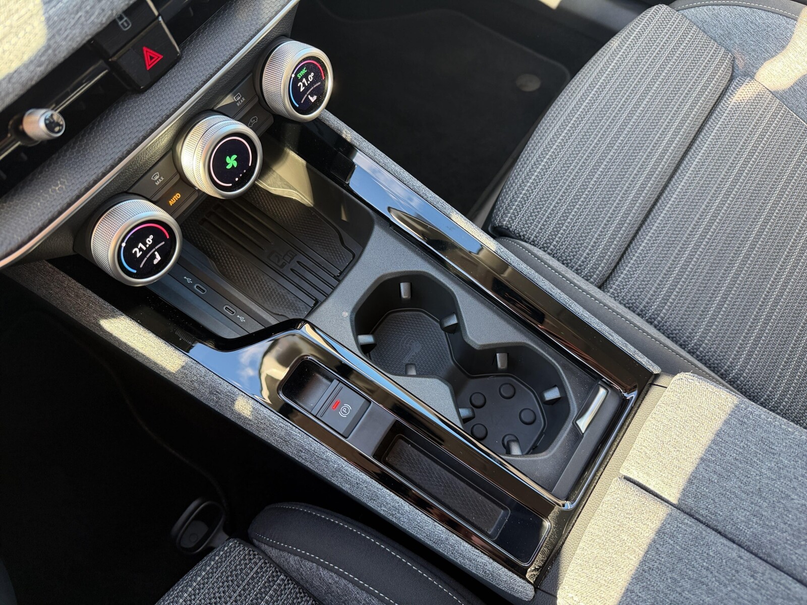 Škoda Superb - zdjęcie 19
