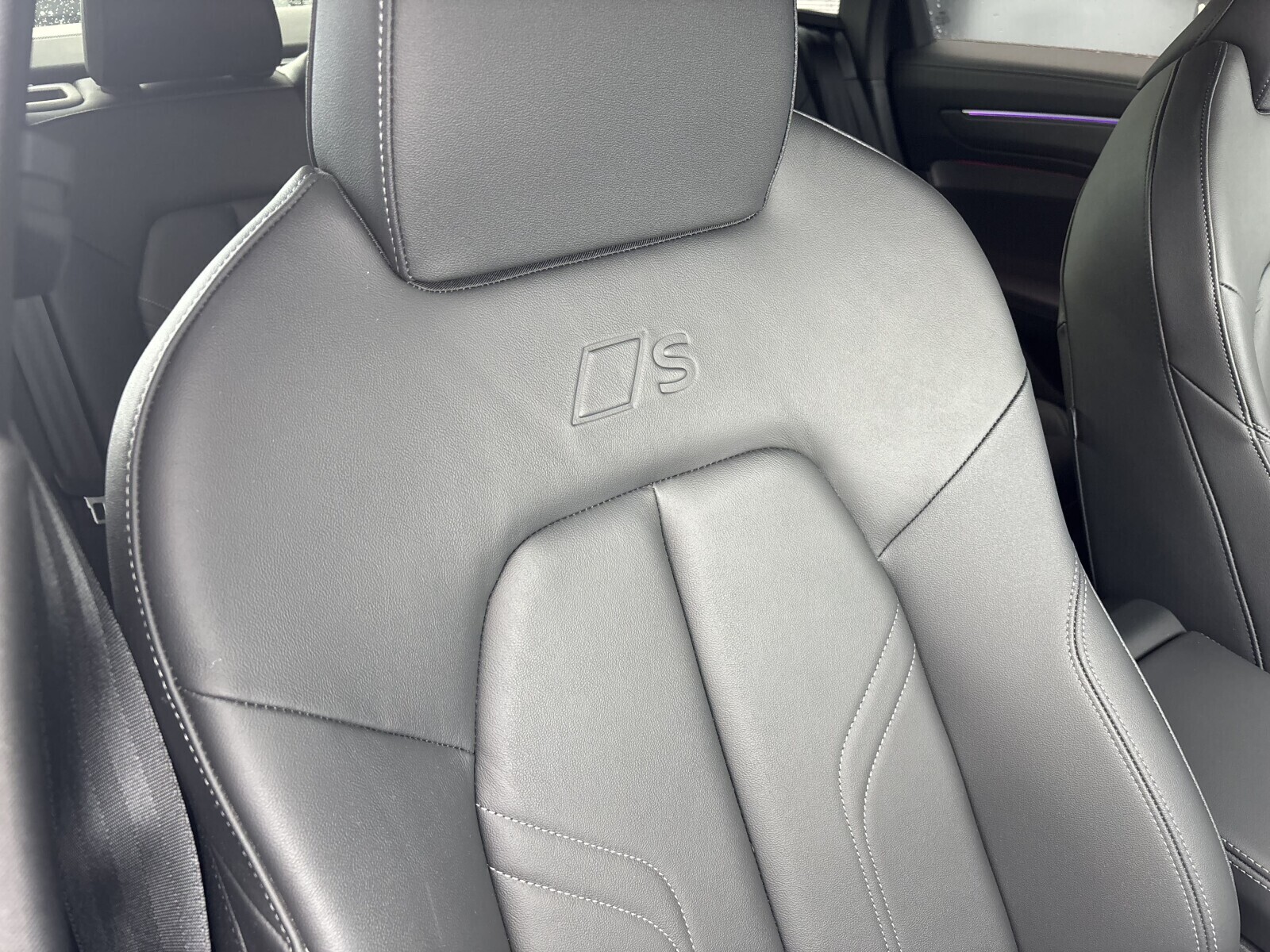 Audi A6 Limousine - zdjęcie 34