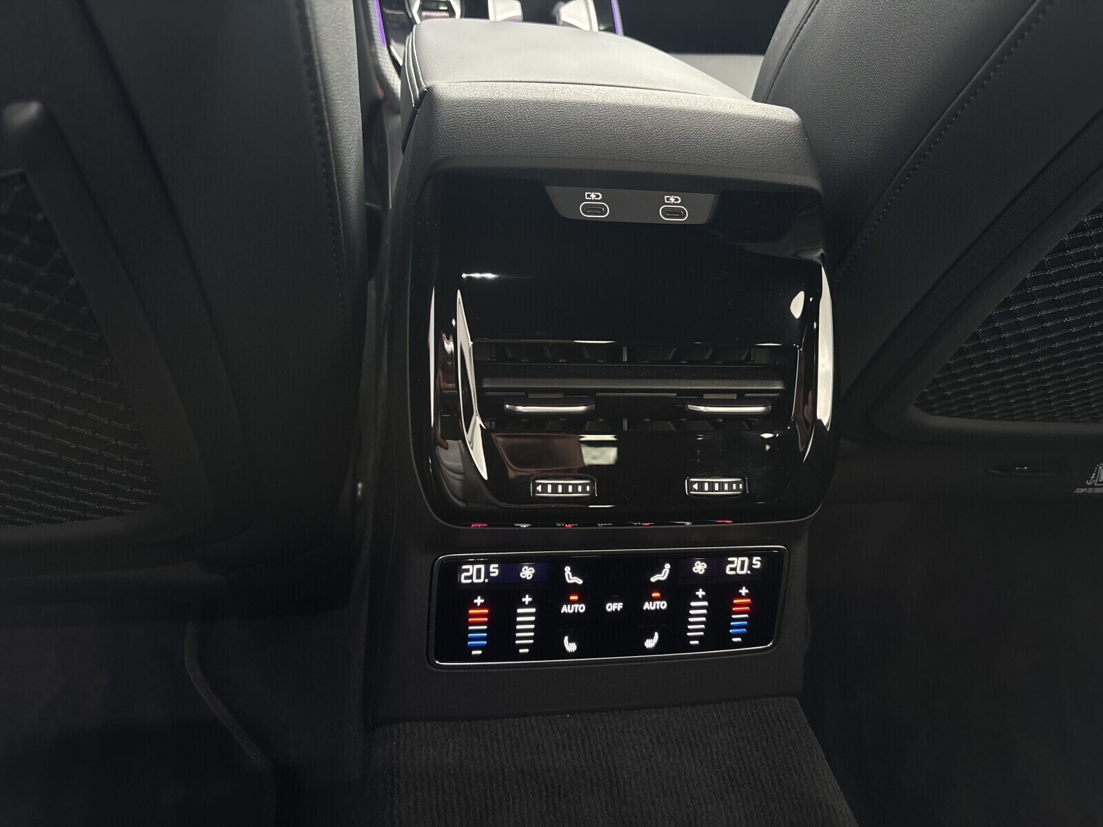 Audi A6 Limousine - zdjęcie 29