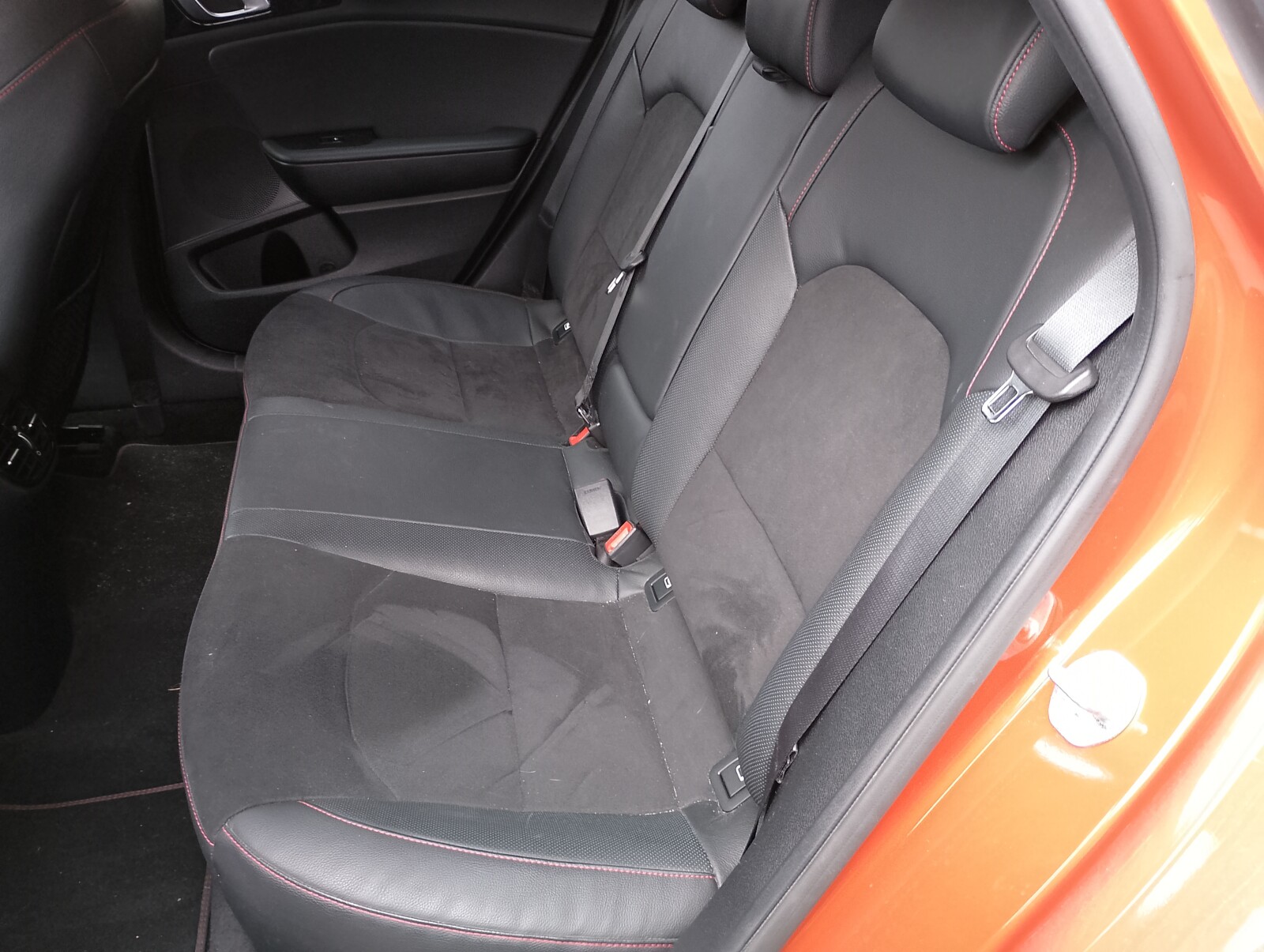 Kia Pro_cee'd - zdjęcie 10