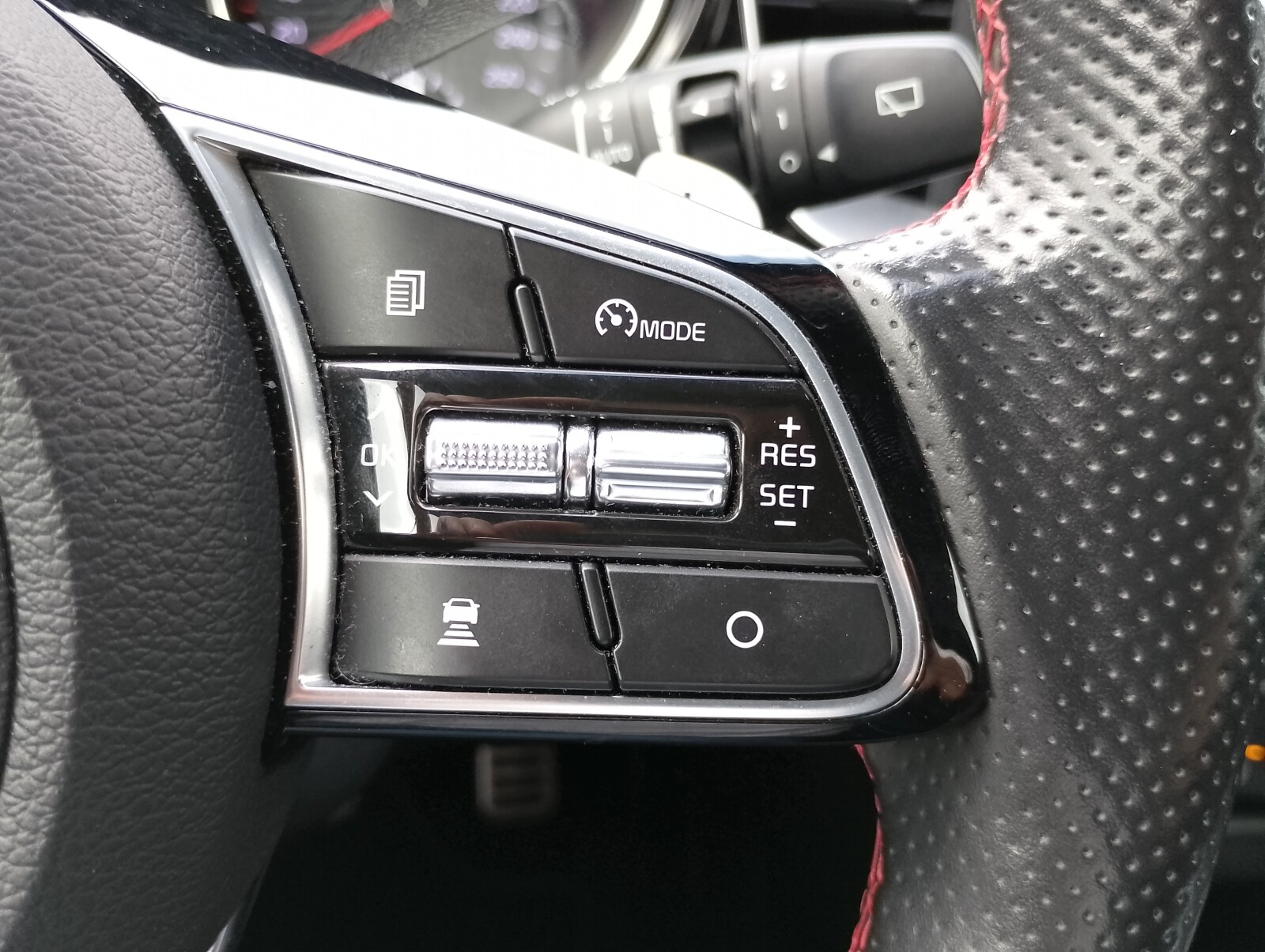 Kia Pro_cee'd - zdjęcie 25