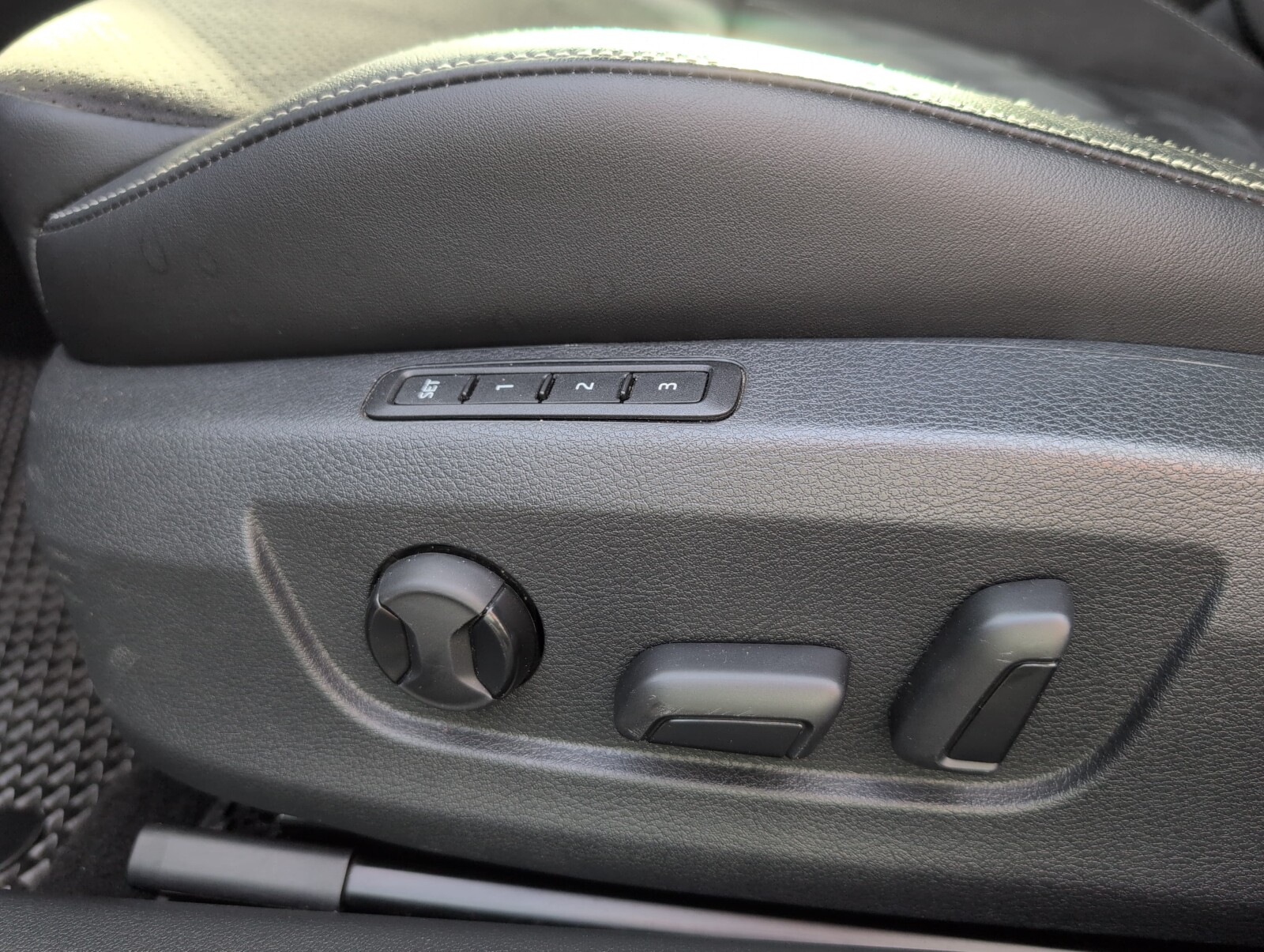 Škoda Superb - zdjęcie 22