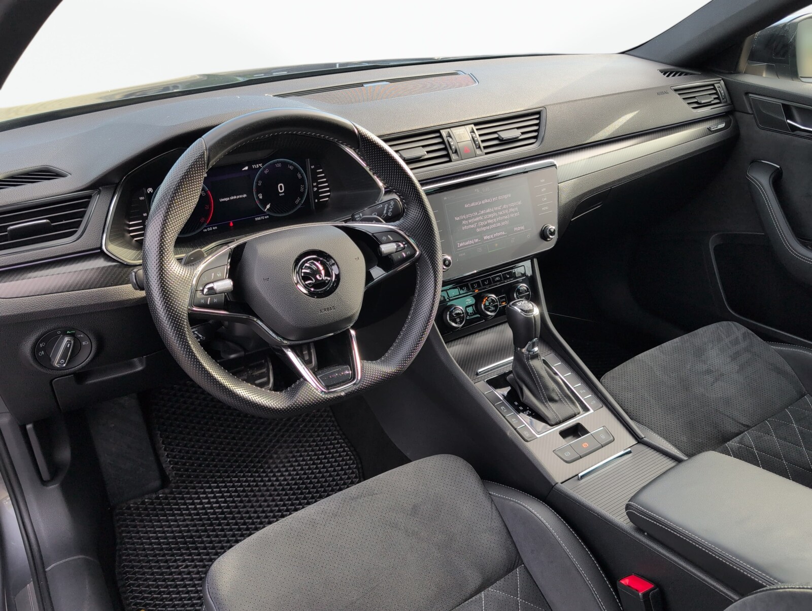 Škoda Superb - zdjęcie 19