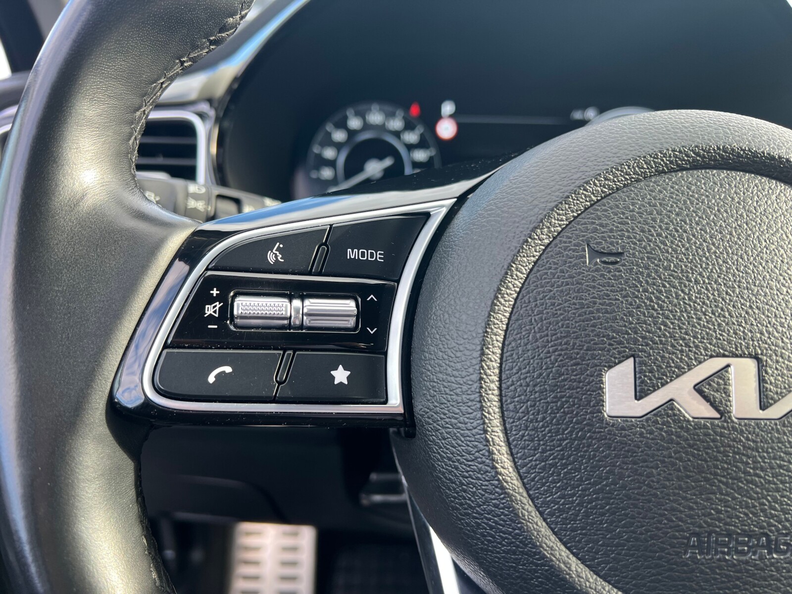 Kia Ceed - zdjęcie 18