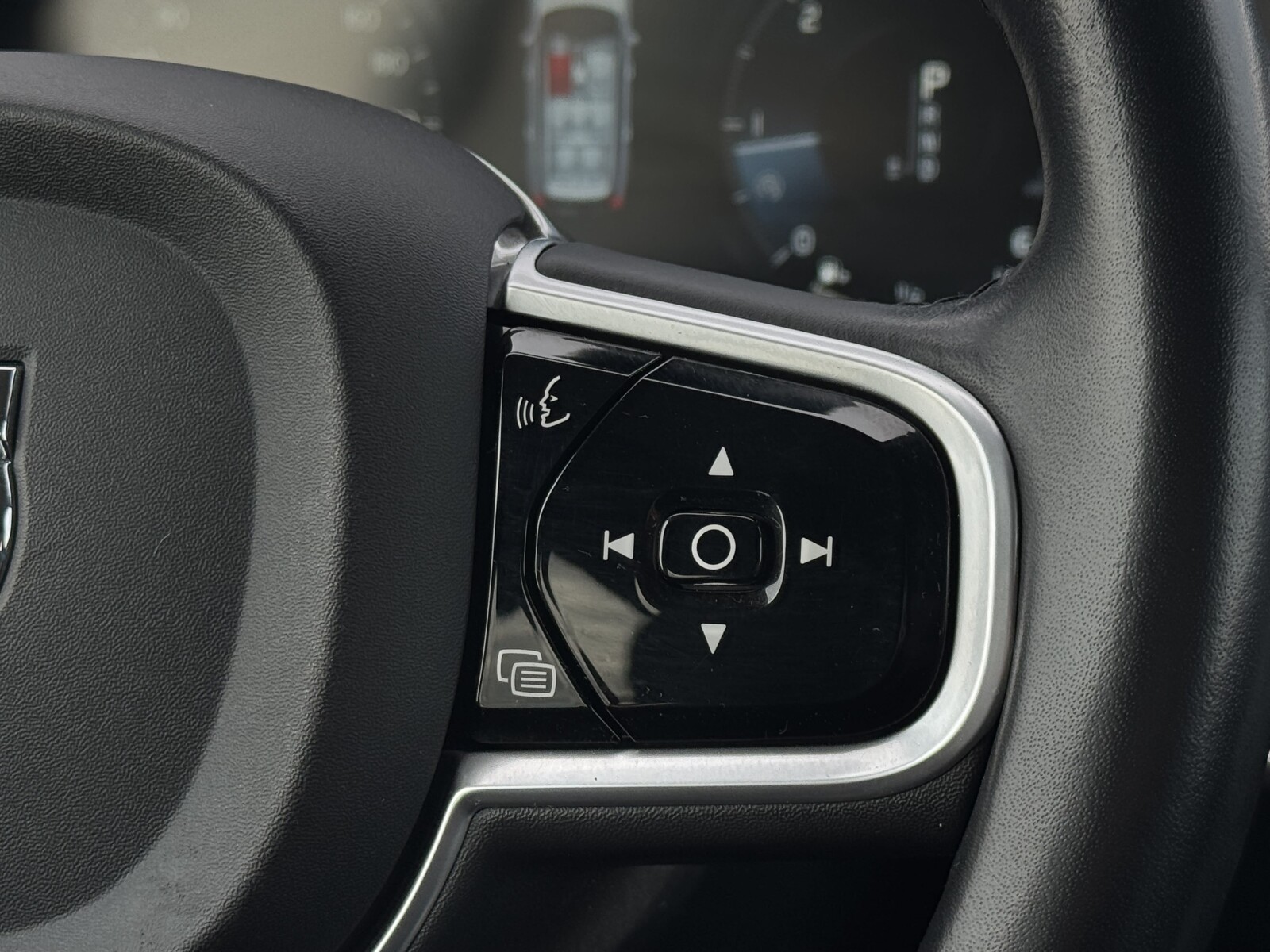 Volvo XC 90 - zdjęcie 13