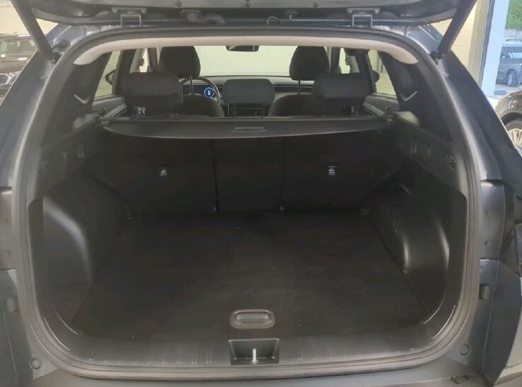Hyundai Tucson - zdjęcie 8