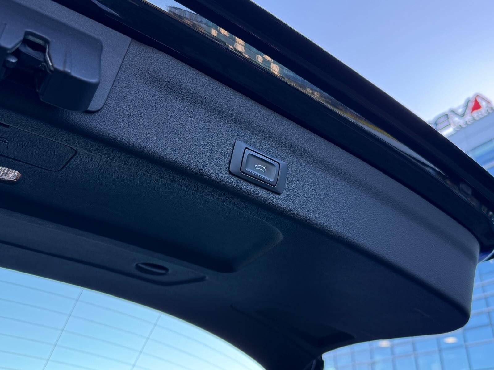 Audi A6 Avant - zdjęcie 14