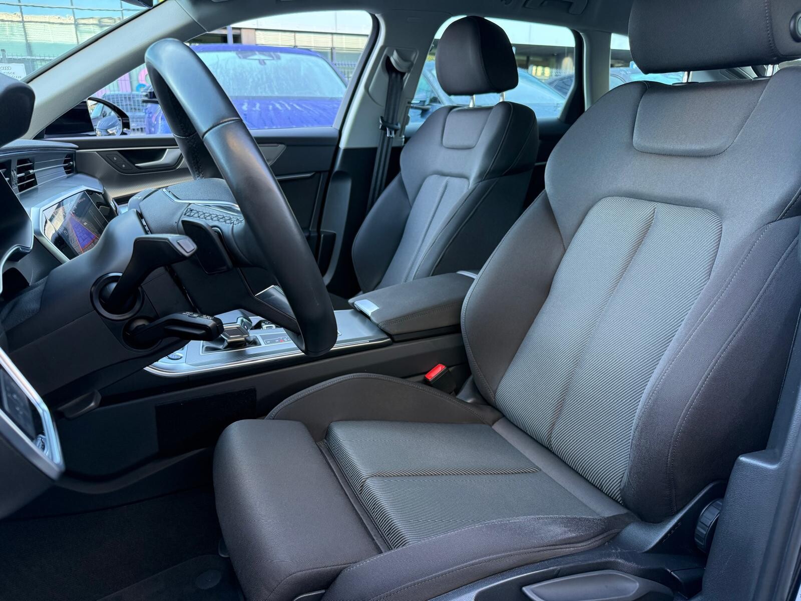Audi A6 Avant - zdjęcie 16