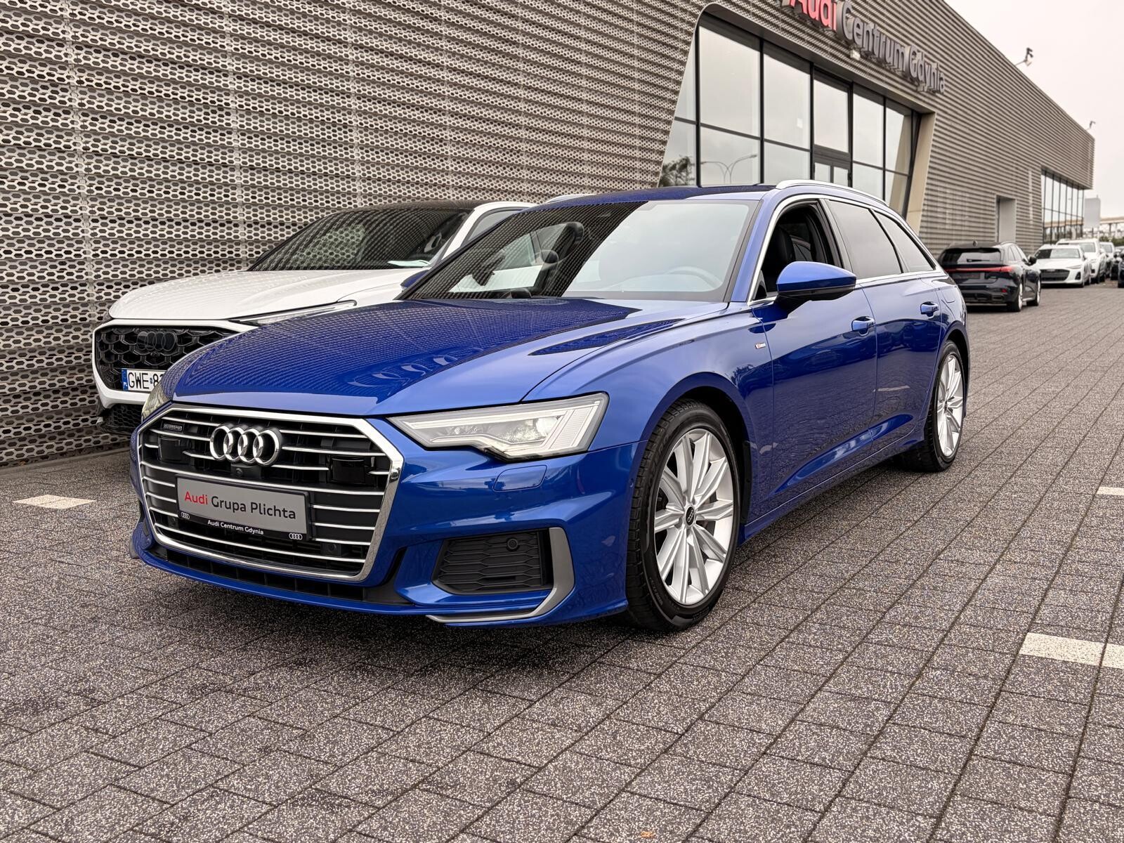 Audi A6 Avant - zdjęcie 9
