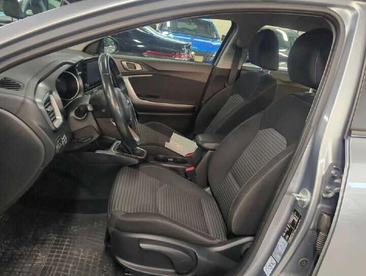 Kia Ceed - zdjęcie 6