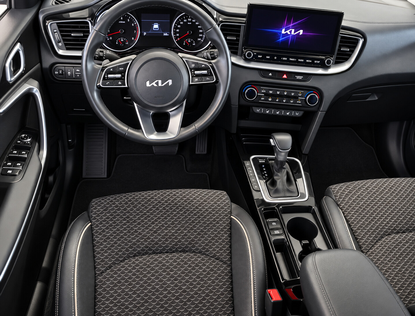 Kia Ceed - zdjęcie 2