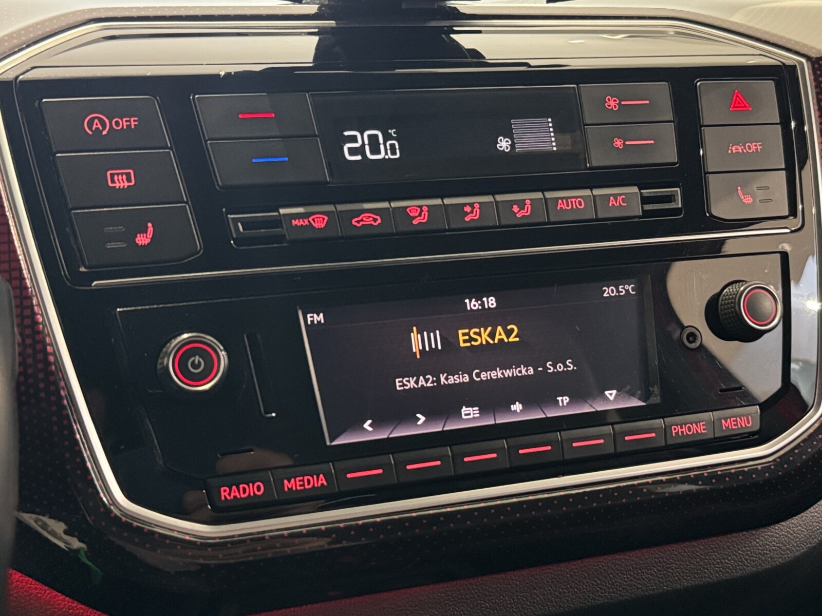 Volkswagen up! - zdjęcie 27