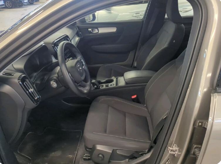 Volvo XC 40 - zdjęcie 6