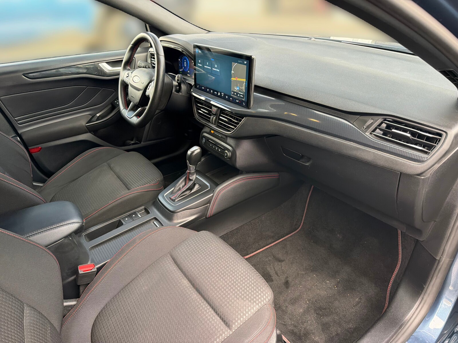 Ford Focus - zdjęcie 15