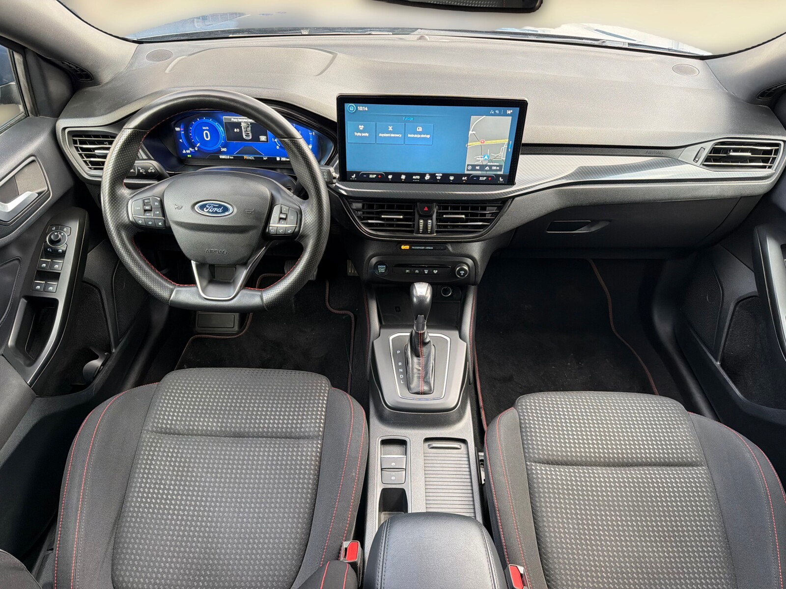 Ford Focus - zdjęcie 18